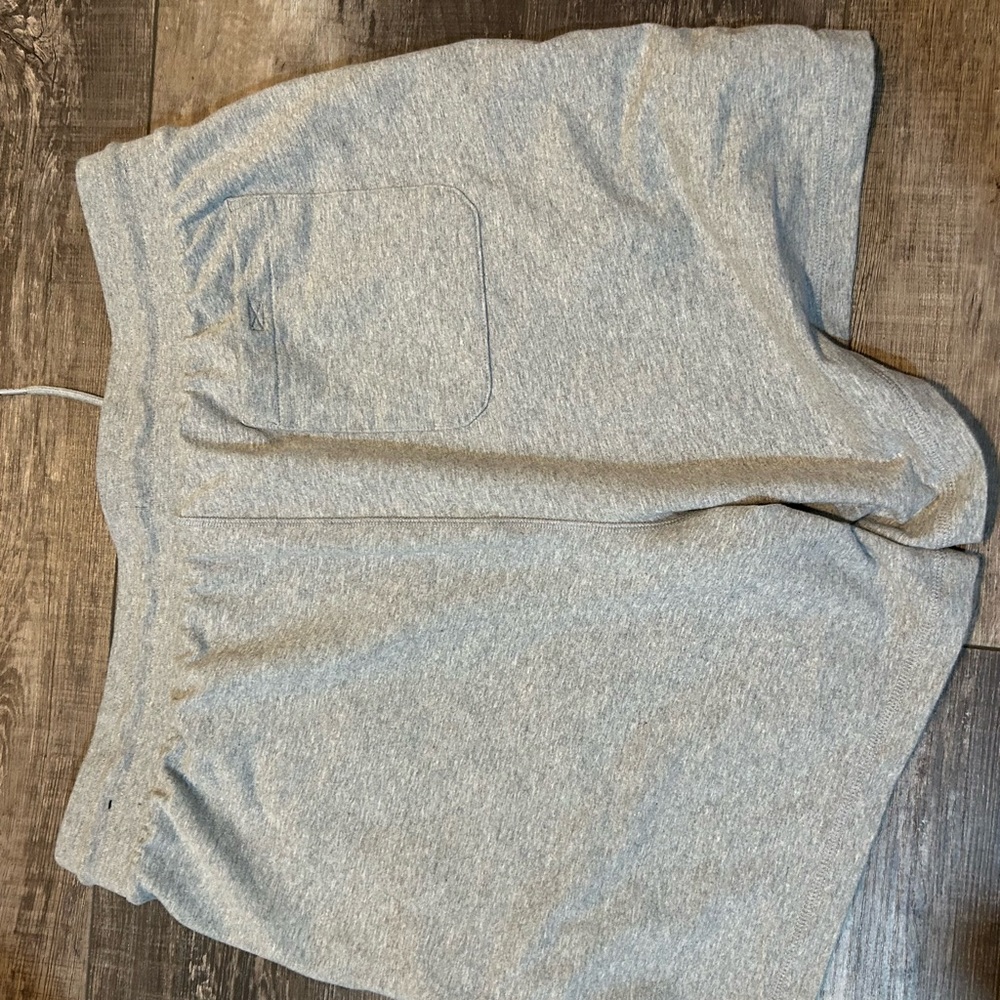 Reebok Heather Gray Workout Shorts - Picture 4 of 4